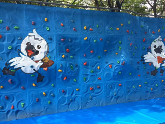 岩板儿童攀岩